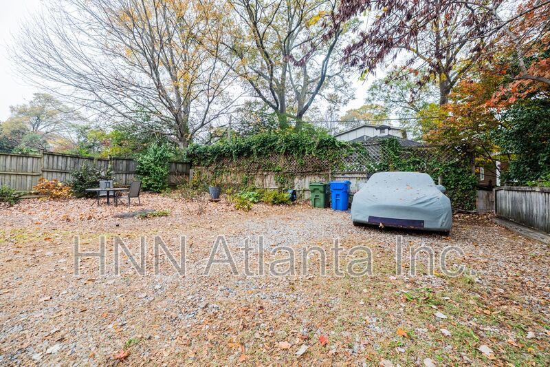 Spacious Historic 4BR/3BA Home with Inviting Indoor-Outdoor Living in Midtown property image