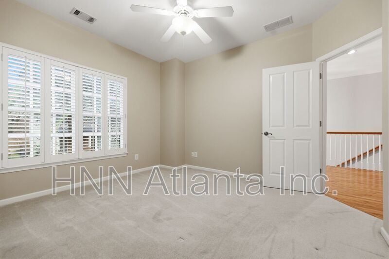 Elegant Brookhaven 4/4 Home with Space to Work, Entertain, and Unwind property image