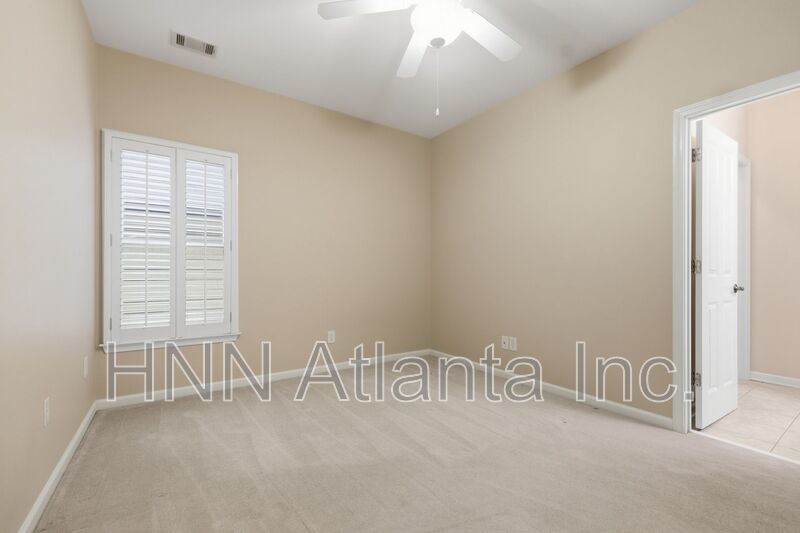 Elegant Brookhaven 4/4 Home with Space to Work, Entertain, and Unwind property image