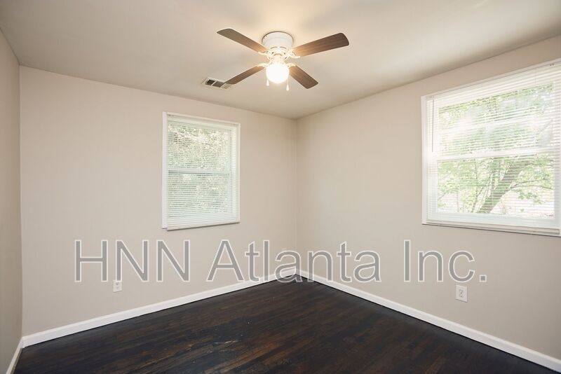 Bright & Spacious 3BR Home in Carroll Heights property image