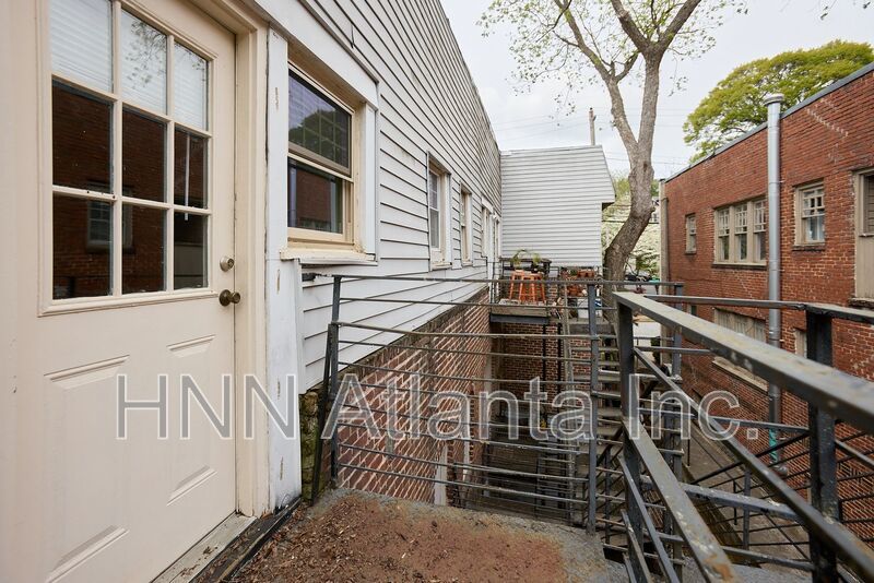 Bright Studio in Beltline–Little Five Points Area property image