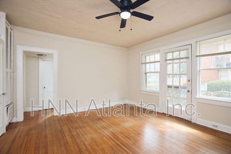 Spacious 1/1 in Midtown Neighborhood property image