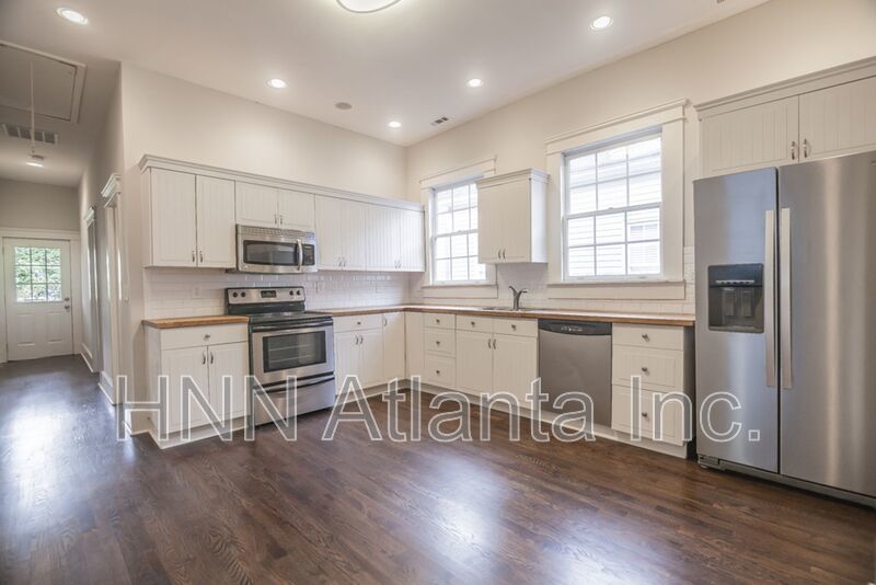 Charming 3BR/2BA in Reynoldstown Near the BeltLine property image