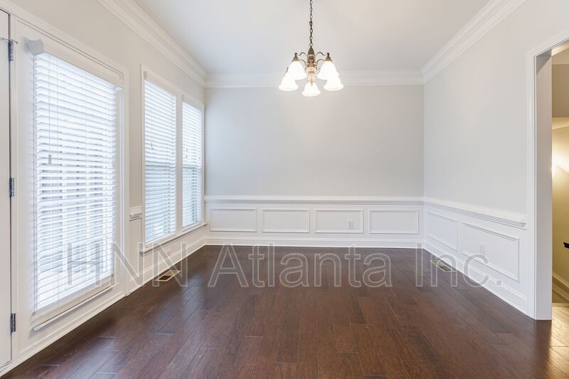 Prime Buckhead 3BR/3.5BA in a Gated Community property image