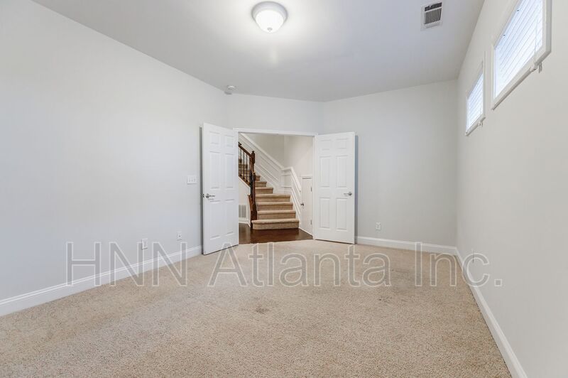 Prime Buckhead 3BR/3.5BA in a Gated Community property image