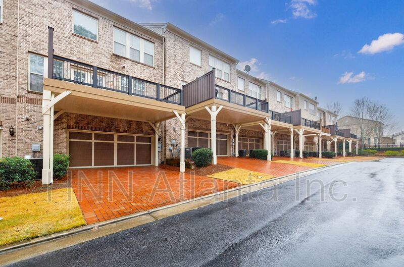 Prime Buckhead 3BR/3.5BA in a Gated Community property image