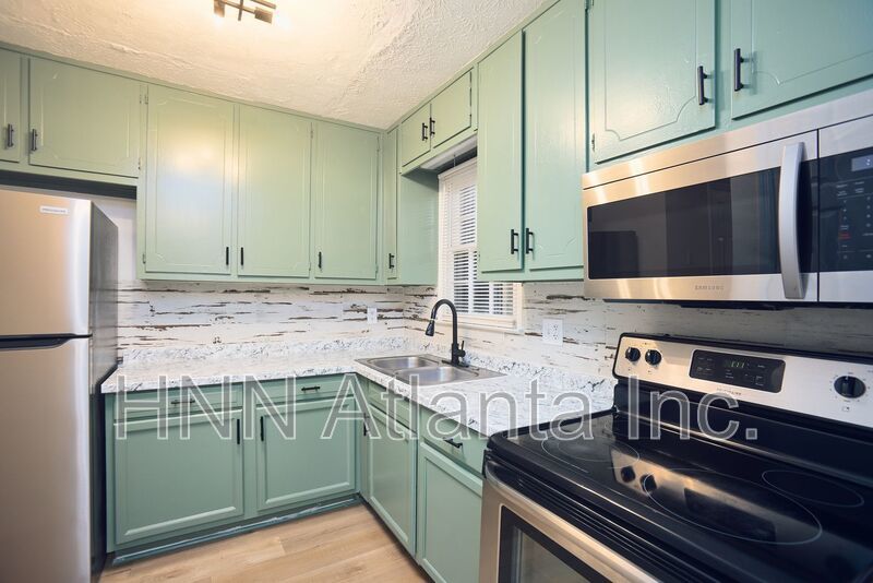 Updated Norcross Home with Sage Green Kitchen and Private Patio property image